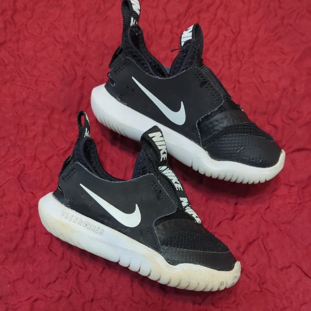 Nike Kids Black and White Shoes